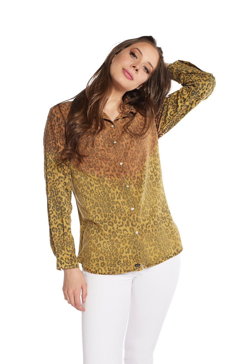 camisa-mujer-amalia-animal-print-4333-tabaco-6a04b022-b4b1-42fd-bfa5-d89347e0b449_a7b9c7c4-365c-41ce-8159-c783e913196e.jpg